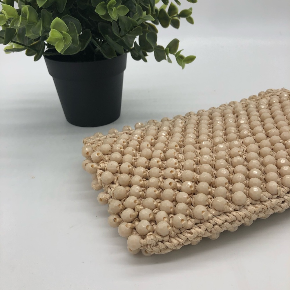 BOHEMIAN NWOT Macrame Beading Cream Colored Clutch - Picture 3 of 11